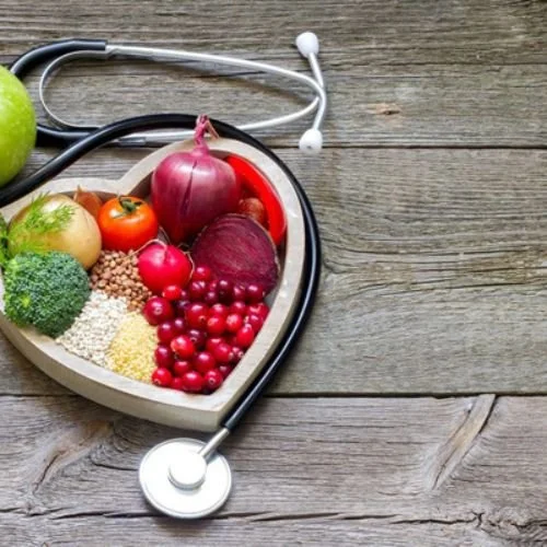 Eat to Thrive -- Nutrition for Healthy Aging