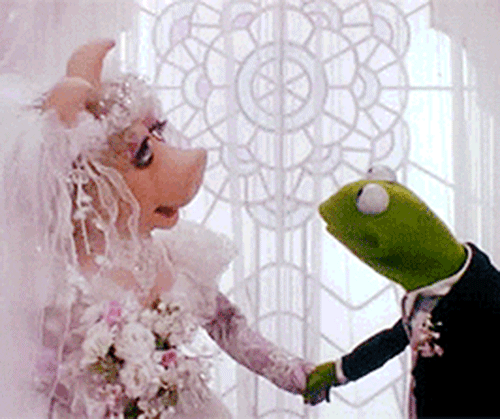 17 Signs You've Found THE ONE As Told By Miss Piggy
Disney - Muppets Most Wanted