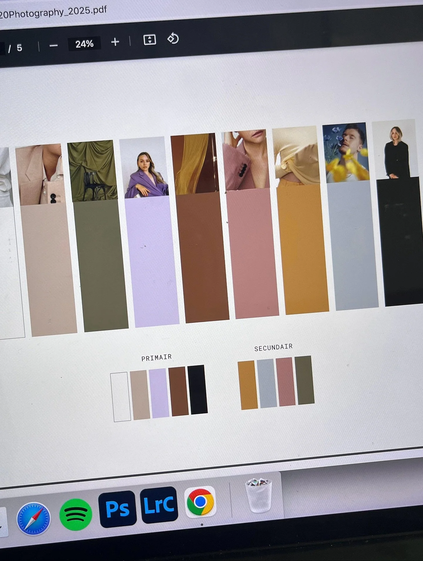 Een blik achter de schermen van mijn zomer met momenten in en buiten de studio ✨

1. Love het kleurenpalet voor mijn branding, thanks to @lisahulshofdesign 🎨
2. Snel bezoekje en snapshot in de studio 
3. Babyshower van mijn lieve vriendin @mayabelle