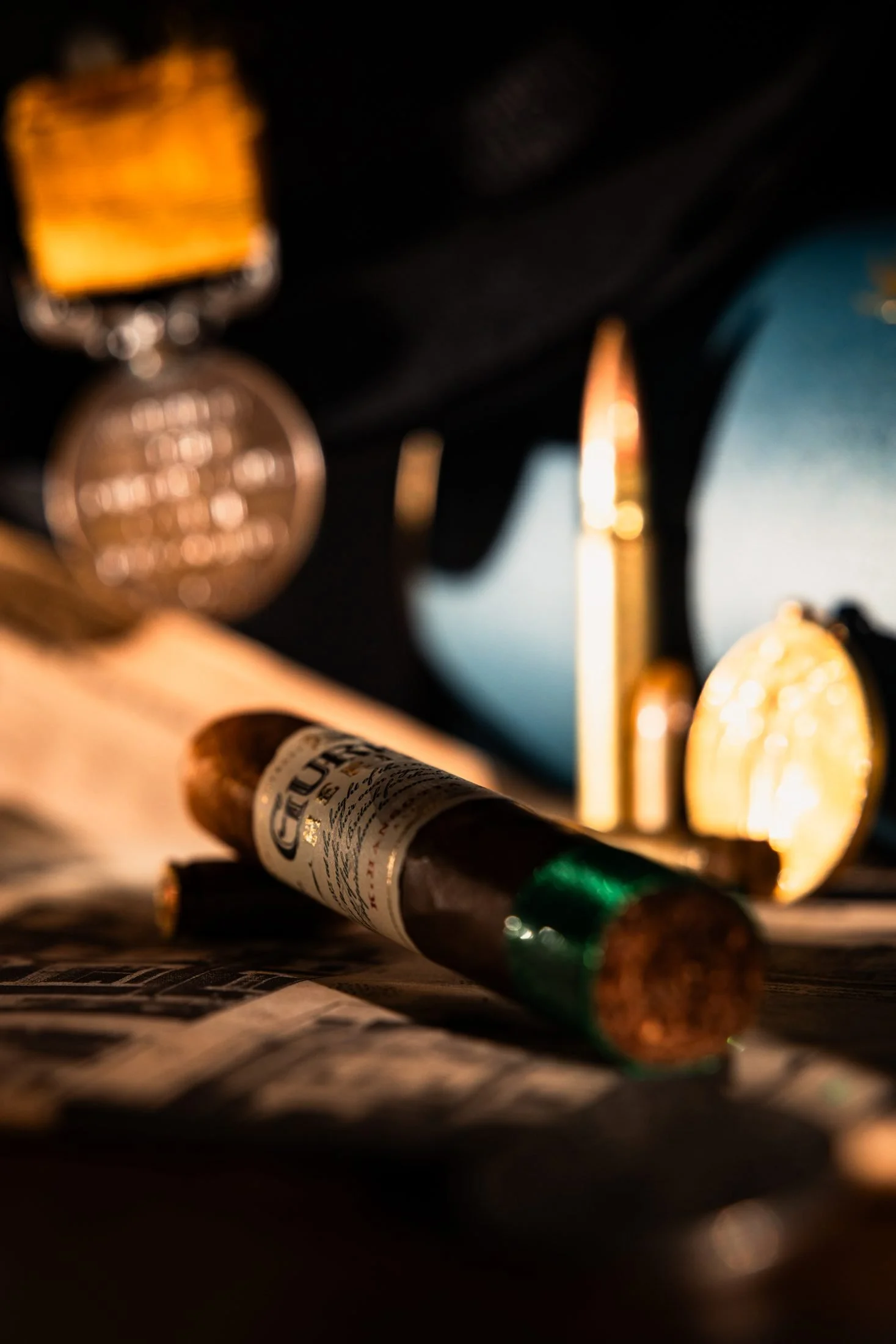 cigar-photography-candlelight-medal-detail.jpg