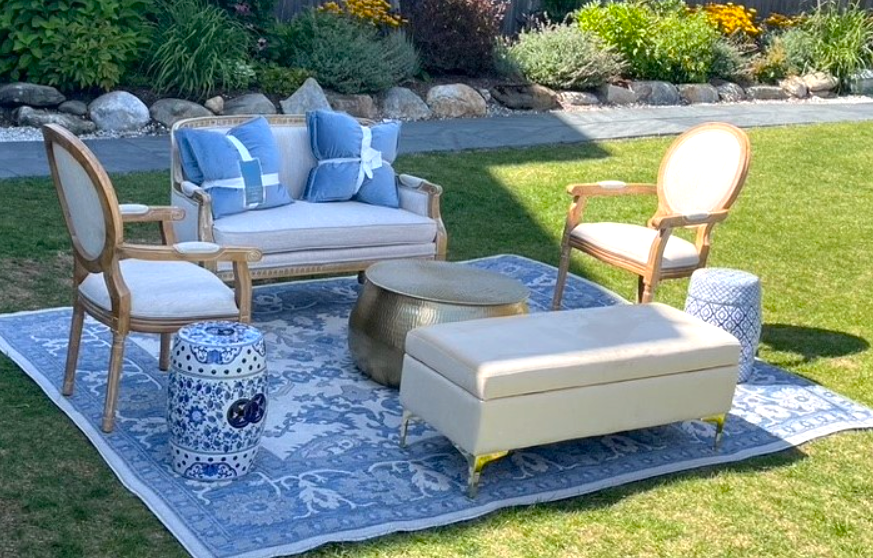 Ivory velvet bench with gold legs