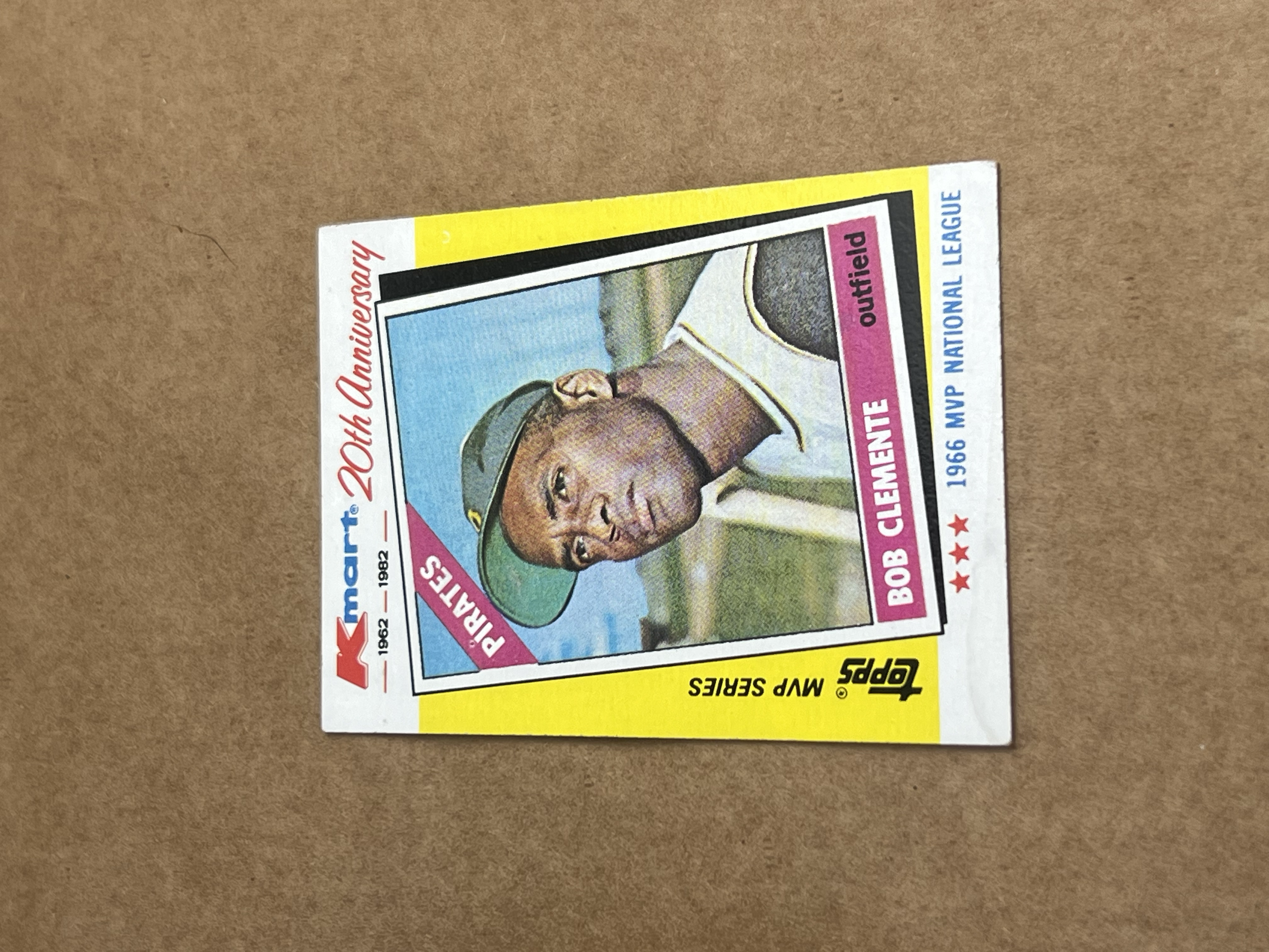 Roberto Clemente Topps Kmart 1982 Front.png