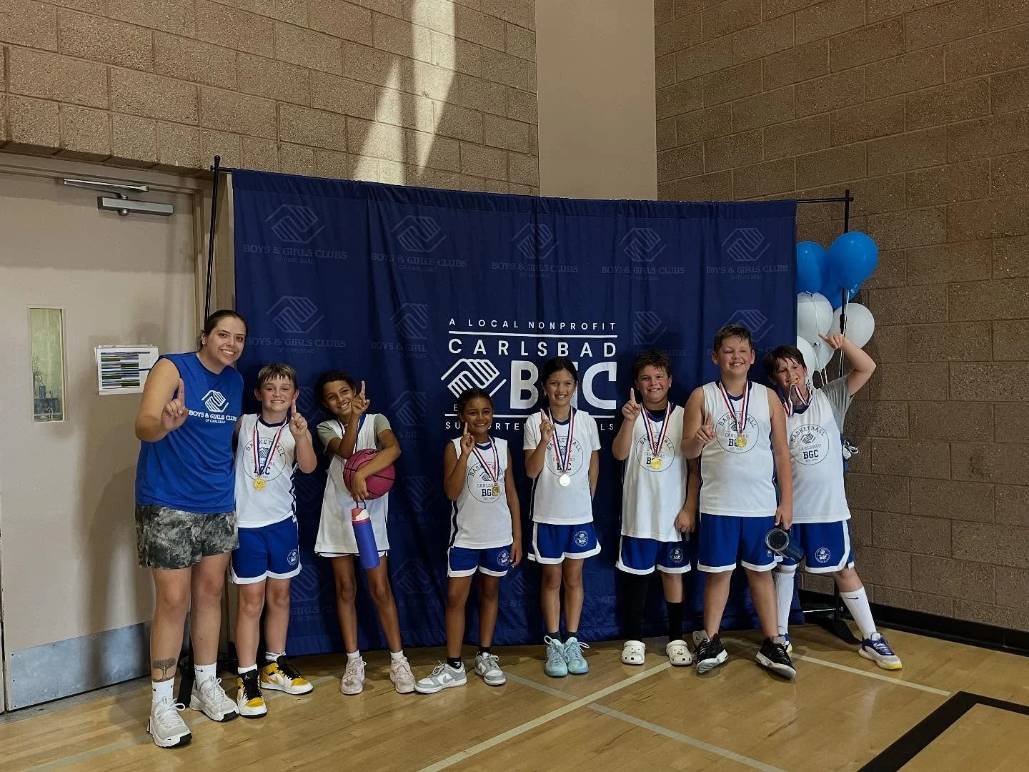 We had an amazing day at Summer playoffs this last Saturday! It was raining 3s as we had some of the most competitive basketball ever at YBL! Congrats to Coach Ari’s Village team for winning the championship! Thank you to everyone who came out