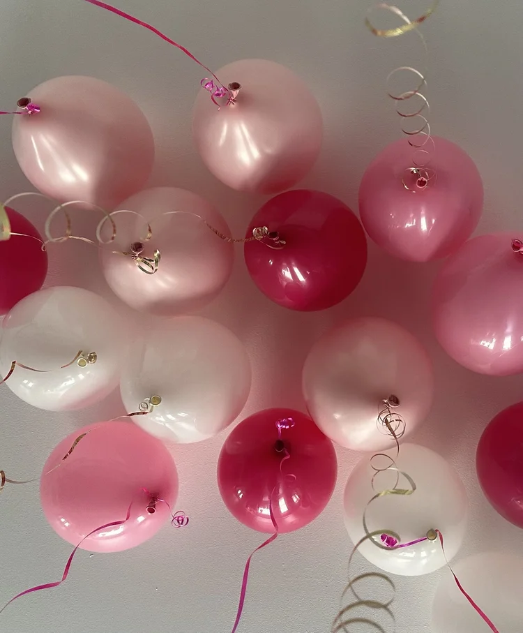 Pri Baloon Our Services — partywithgi.com