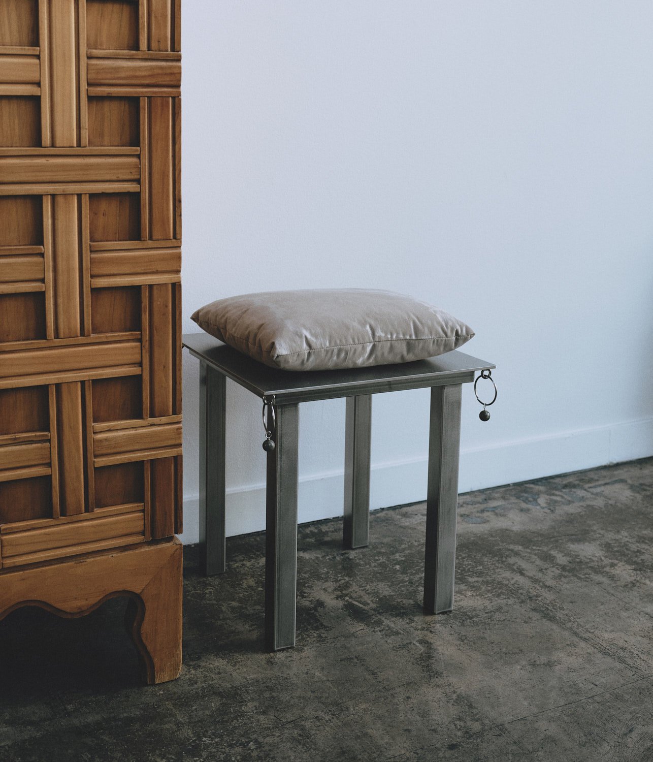 20260218_DBaum_SeventhHouse_GEORGIA_SOMARY_SIDE TABLE 001 LABRADORITE_2026_0100.jpg