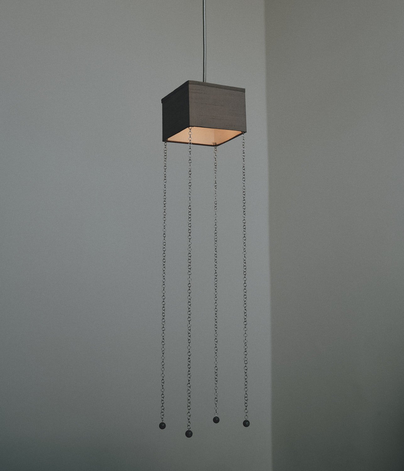 20260218_DBaum_SeventhHouse_GEORGIA_SOMARY_PENDANT LIGHT 001 4 CHAIN_2026 USA (#1)-GS 26.007_0211.jpg
