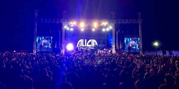Alicia Villarreal ofreció espectaculares shows en su regreso a Estados Unidos