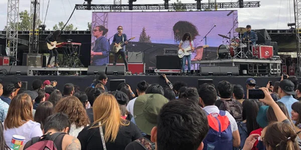 Costera contagió de su ritmo a Ciudad Juárez en el Festival Tecate Supremo