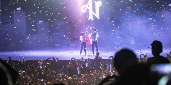 Con otro impresionante SOLD OUT, Adexe & Nau conquistaron al Auditorio Nacional