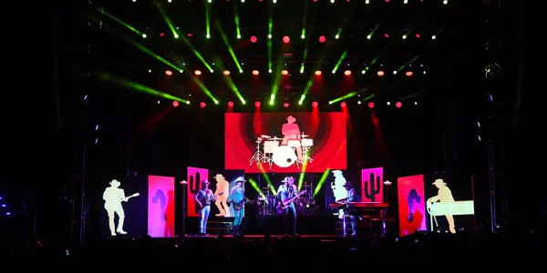 Bronco causó sensación en Querétaro y Puebla