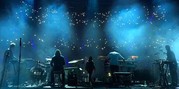 Zoé arrasa con Aztlán y su gira por todo México, mientras su nuevo video “Hielo” se ubica en el octavo sitio de Tendencias de YouTube