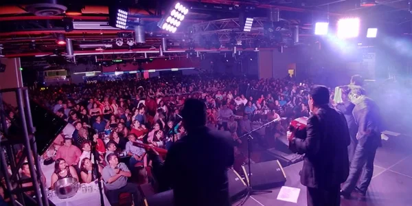 Los Ángeles Azules continúan con su tour por EU y su álbum Esto sí es Cumbia en el #1 de ventas físicas