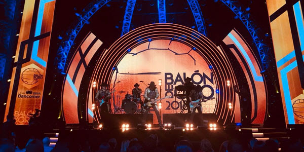 Bronco participó en El Balón de Oro 2018 y arrancó la segunda parte de su gira por Estados Unidos