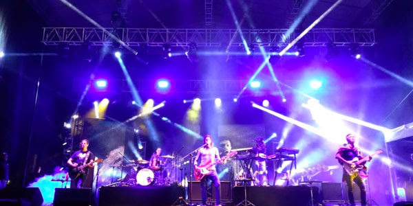 DLD hizo vibrar a los asistentes a la Feria de Chalco con su poderoso rock 