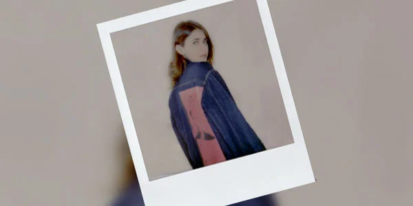 Tessa Ia es la embajadora de la nueva colección Andy Warhol de Calvin Klein