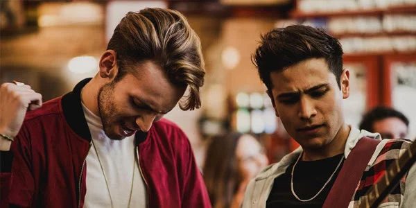 Félix y Gil se colocan en el #6 del chart de radio pop nacional con “Sabe bien”