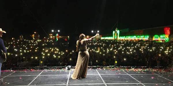 Después de 5 exitosas semanas de gira en los Estados Unidos, Yuridia regresó a México para continuar su #DesiertoTour2018
