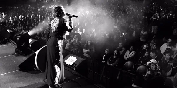 Alicia Villarreal conquistó el Auditorio Citibanamex de MTY con su nuevo show