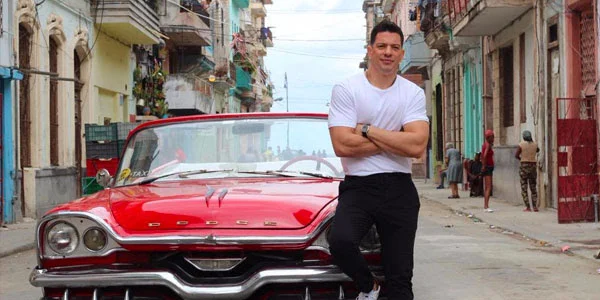 Yahir viajó a Cuba para grabar el video que acompañará su próximo sencillo