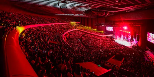 Ha*Ash abarrotó de nuevo el Auditorio Nacional y tuvo a Miguel Bosé, Prince Royce y Melendi como invitados