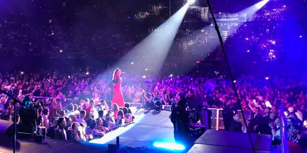 Yuridia impactó durante su participación en el evento Las que Mandan