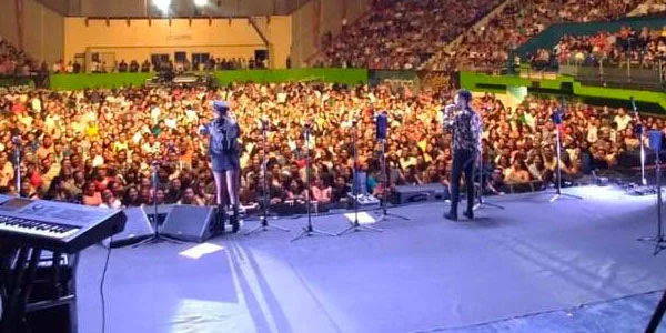 Mientras continúa con la promoción de su tema “Sincero amor”, Elidian se presentó en El Salvador