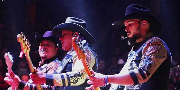 Bronco ofreció dos grandes conciertos en Querétaro y SLP este fin de semana
