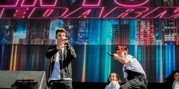 Por segundo año consecutivo, Adexe &amp; Nau encendieron el Flow Fest