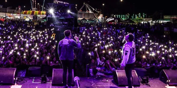 En la recta final de su #VivámosloTour, Río Roma irradió romanticismo en Guerrero