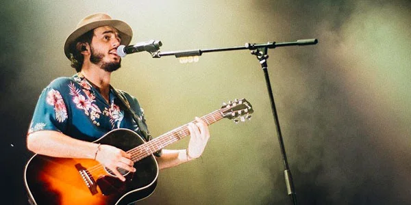 Morat ofreció tres conciertos Sold Out en Chile y recibió Disco Cuádruple de Platino por las ventas de Balas Perdidas