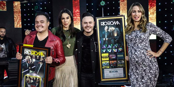Río Roma presentó con Paola Rojas “Deberías estar aquí” y recibió reconocimientos de Platino y Oro