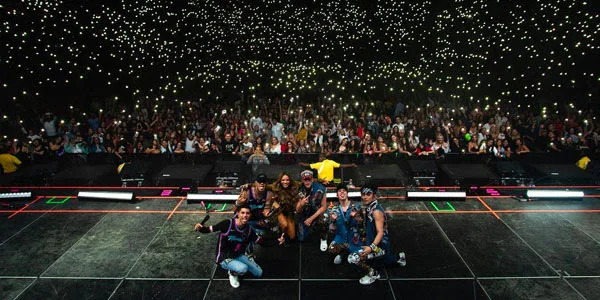 CNCO cimbró Miami, Florida al reventar su World Tour 2019 en la American Airlines Arena