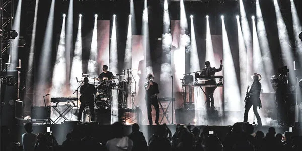 Kinky fue el acto estelar en el Festival Reach en la CDMX