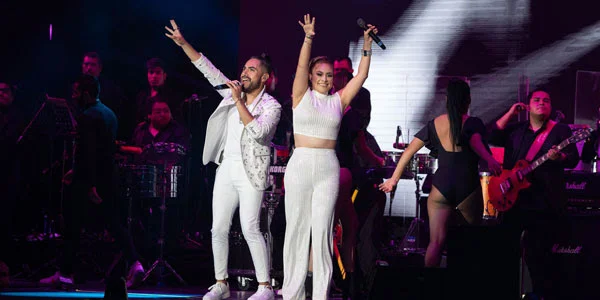 Elidian inauguró la fiesta en el Auditorio Nacional previo al show de Los Ángeles Azules