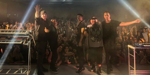 Moenia aterrizó en Guadalajara para conquistar con su synth pop