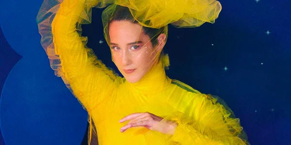 Ximena Sariñana se coloca en el #1 de la radio argentina con “Voy a volver”, a dueto con Los Caligaris