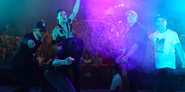 Kinky promocionó “Llena de mentiras” en la CDMX y ofreció shows en Mexicali y Orizaba