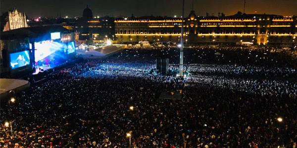 María León, Paty Cantú, Erik Rubín, Moenia, DLD y Río Roma formaron parte del homenaje a José José que se realizó en el Zócalo de la CDMX