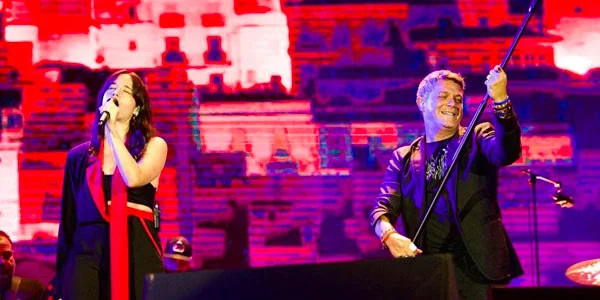 Por primera vez, Ximena Sariñana compartió el escenario con Alejandro Sanz