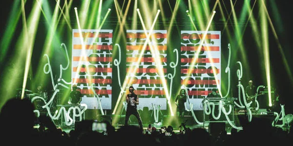 Con su gira #hagamoscontactœ, Moenia dio su tercer show Sold Out en el Teatro Metropólitan