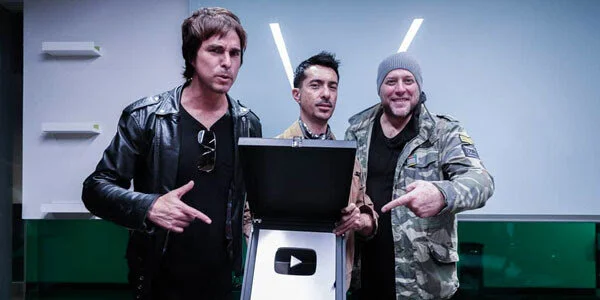 Moenia recibe el Silver Play Button de YouTube y prepara un show inolvidable para el Auditorio Nacional este viernes