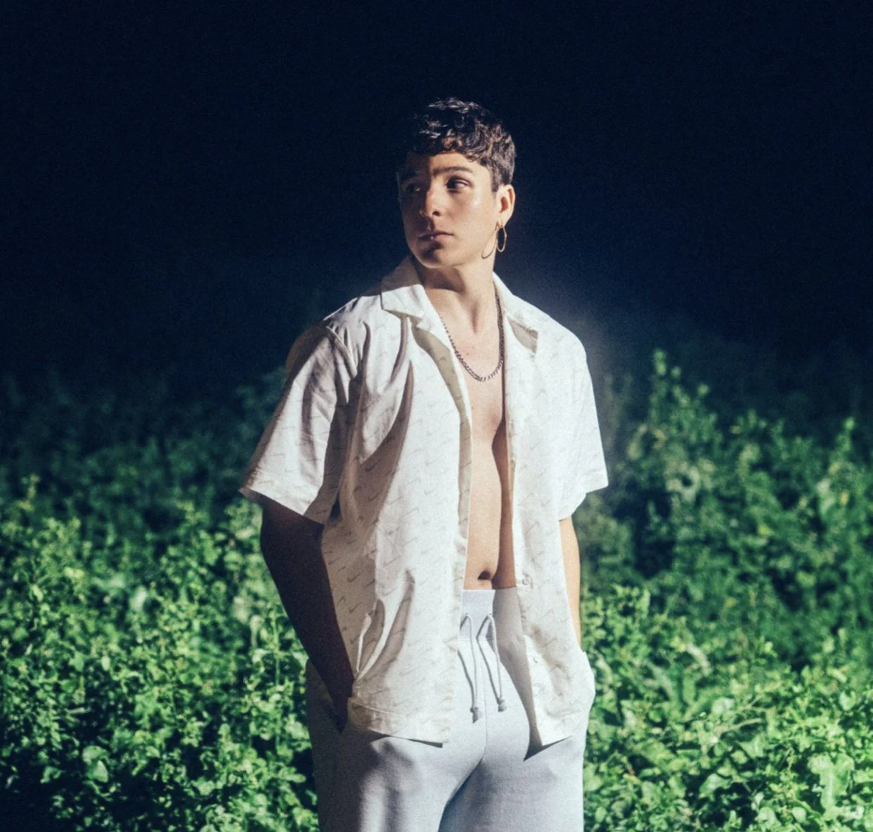 Dicapo evoca los mejores momentos del verano con su nuevo sencillo "Sunblock"