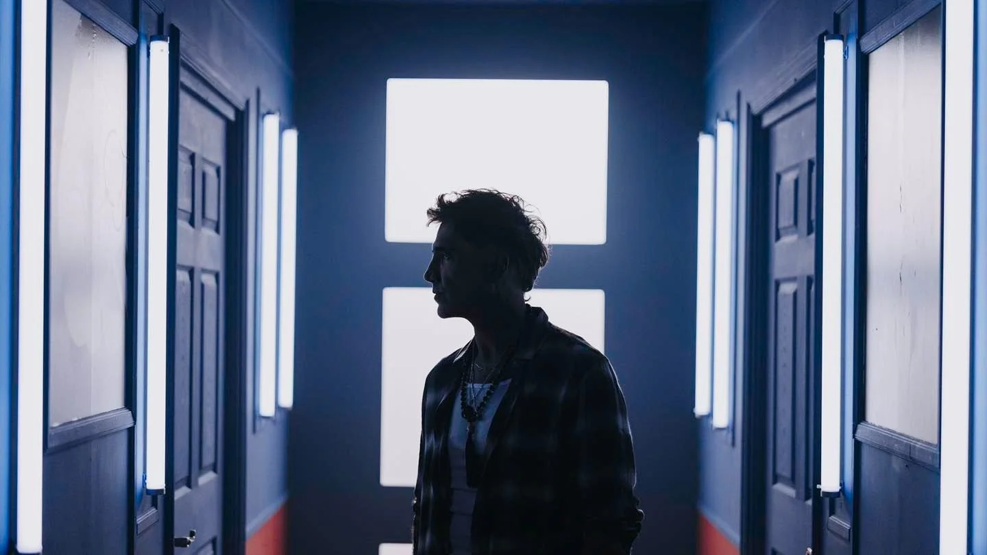 Alejandro Fernández lanza el video de "Difícil tu caso", su más reciente éxito