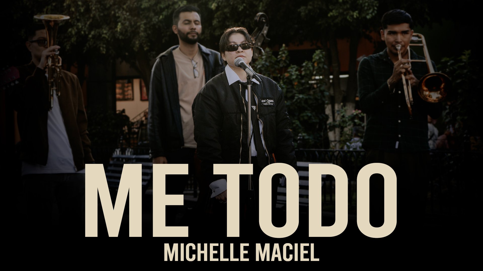 Michelle Maciel estrenó el video oficial de "Me todo", grabado en Guadalajara durante un performance en vivo