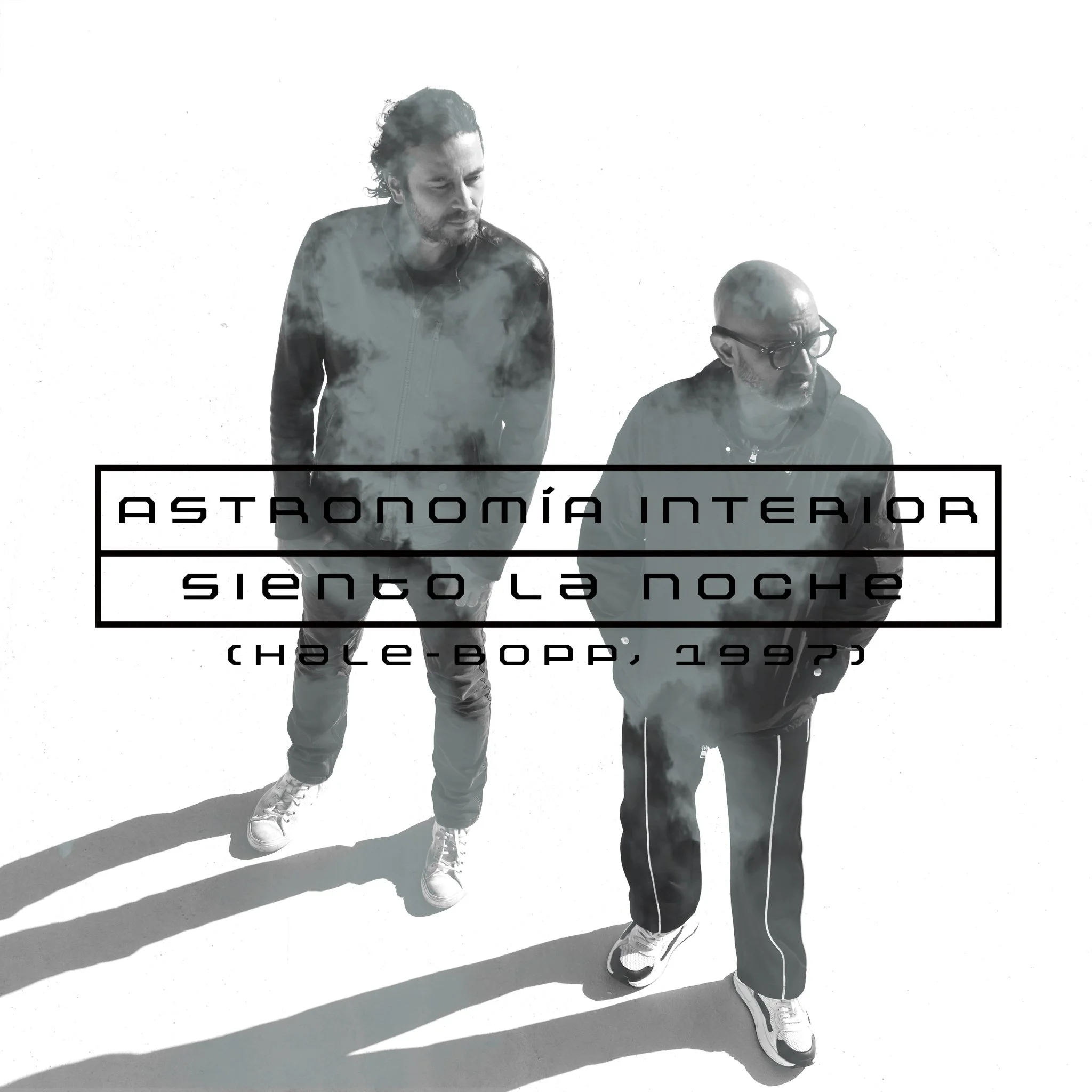 Astronomía Interior presenta "Siento la noche" y alcanza una nueva cima dentro de su universo musical