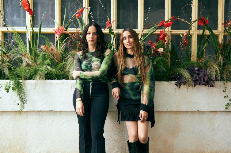 ZAHARA Y XIMENA SARIÑANA UNEN FUERZAS PARA CELEBRAR LA BELLEZA OCULTA DE CIUDAD DE MÉXICO EN _3CDMX