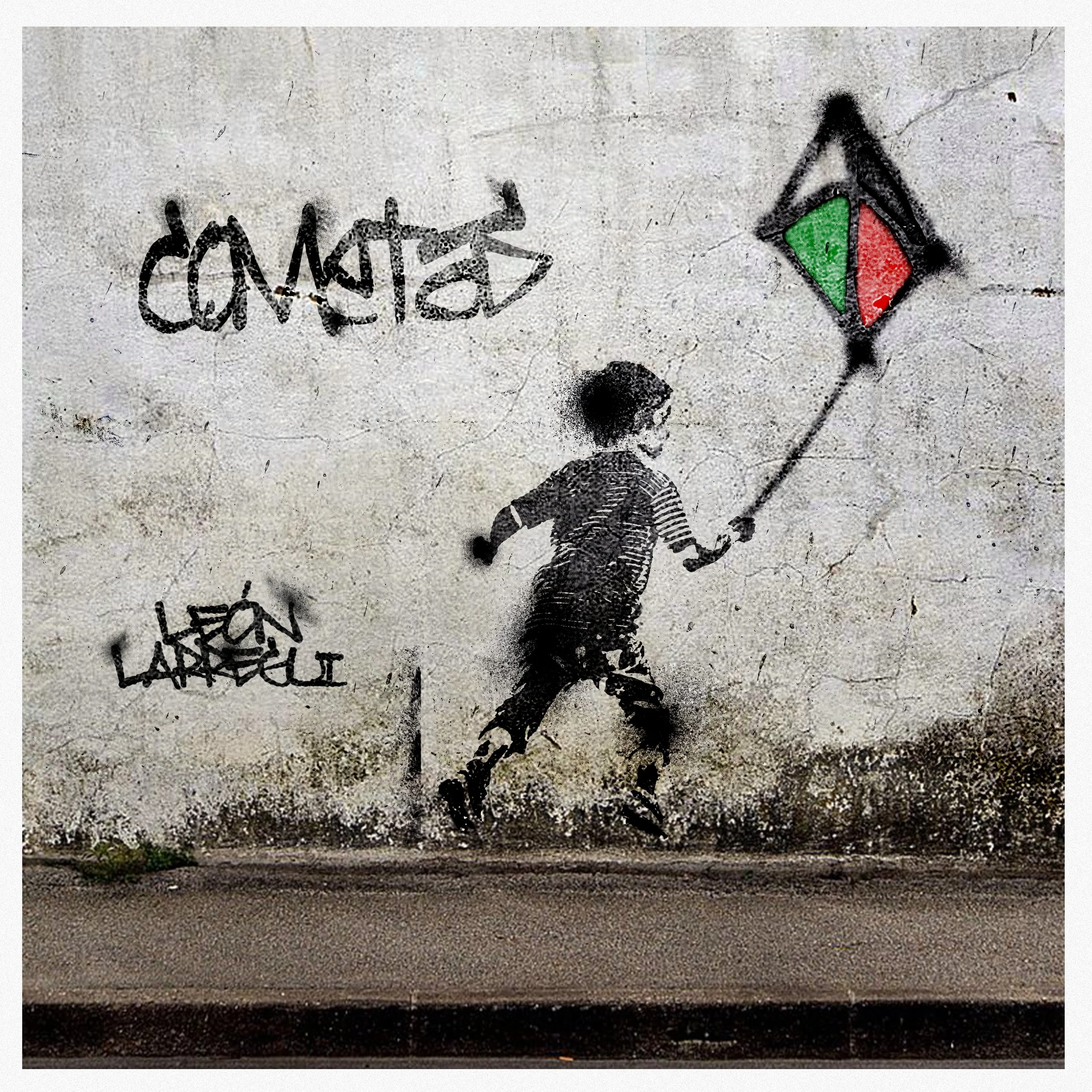 LEÓN LARREGUI DESVELA "COMETAS"