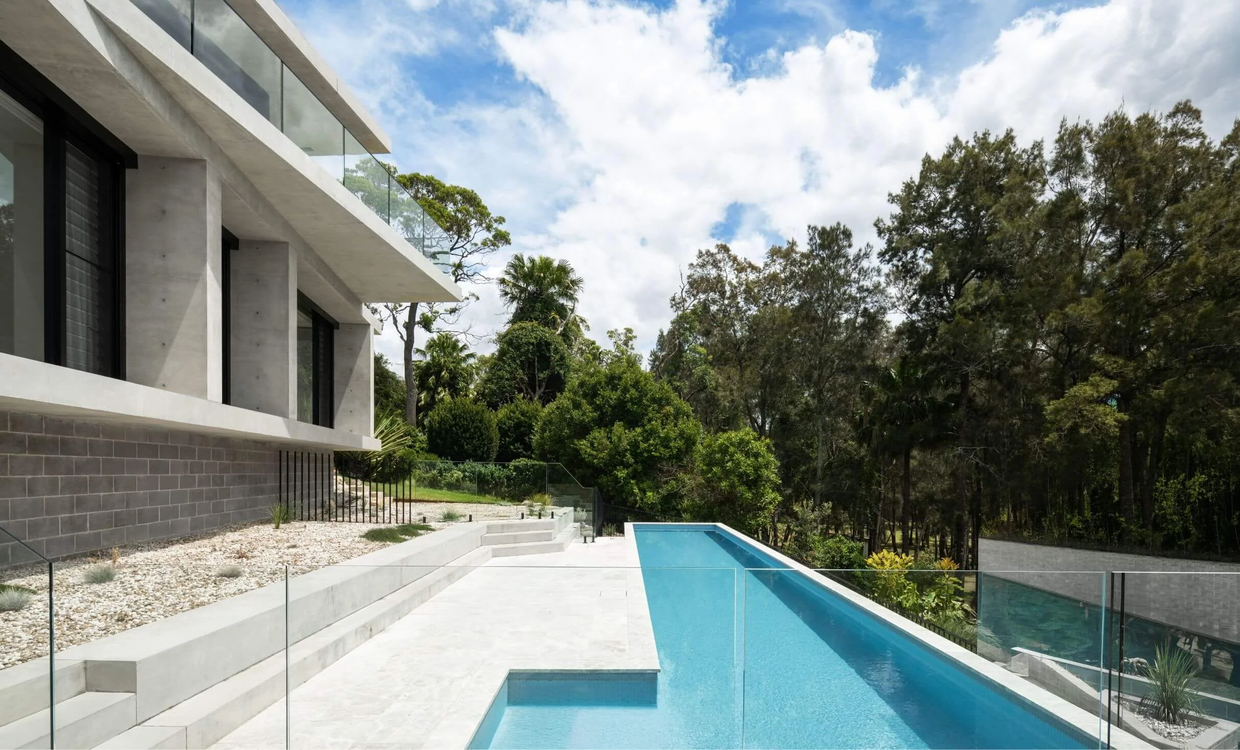 Bawtree-Design-Lake-House-10.jpg