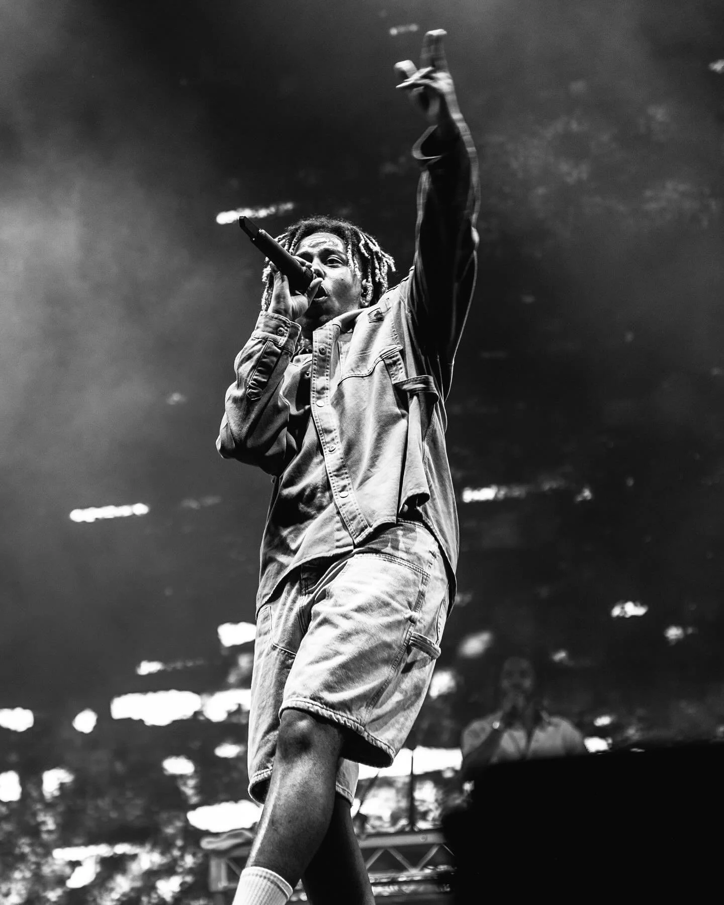 Crowd in the palm of @cordae&rsquo;s hand 👋

Shout-out our suppliers @stageset @jpjaudio @the_musicbox @gigpiglet @mphaustralia @ei_productions @woohah.group @backlineaustralia @bumpproductions