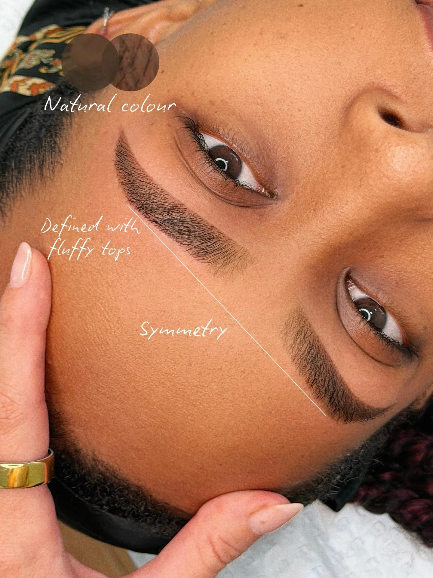 This beauties first time ever!!!!
There is something special about untouched brows and full creative trust 🩵

Using Hybrid Dye, we enhanced her natural structure with added definition and depth. With careful attention to symmetry and balance, the fi